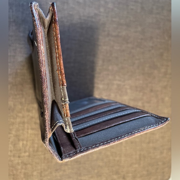Danier Leather Wallet - Picture 2 of 7